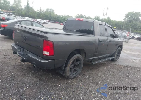 2015 Ram 1500 St z USA, uszkodzony, nr VIN 1C6RR7FT4FS731476